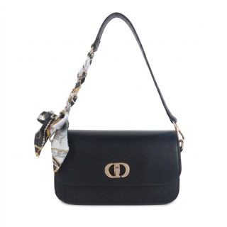 Bolso Baguette con Cadena Dorada