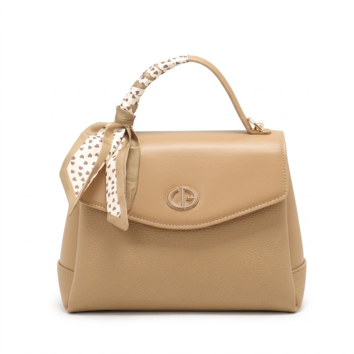 Bolso Bucket con Cadena y Foulard